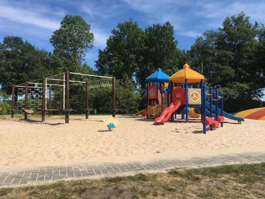 Camping De Pallegarste Chalet 119 Marienberg Екстер'єр фото